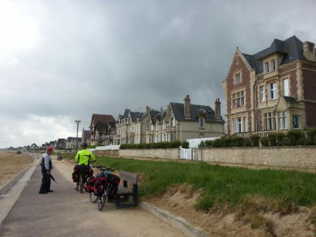 A hauteur de Luc sur Mer, en direction de Ouistreham.